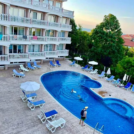 Perla Del Mar Panorama First Line Apartman *